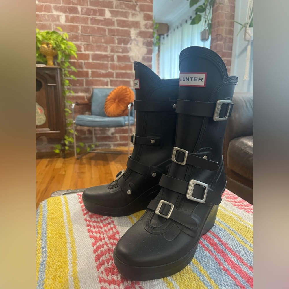 Hunter Black Remy Wedge Buckle Boot